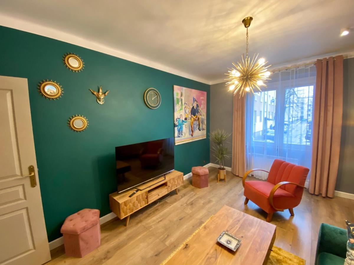 מילץ' Apartament Golden Art מראה חיצוני תמונה