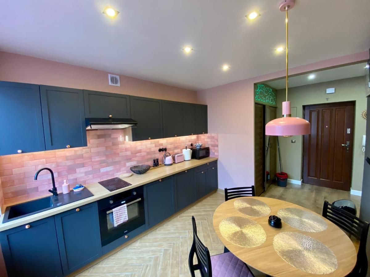 מילץ' Apartament Golden Art מראה חיצוני תמונה
